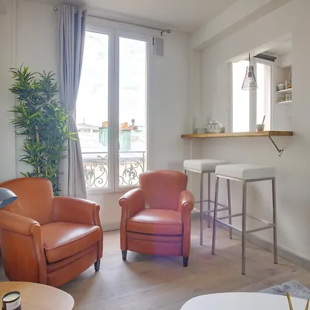 Apartment 48 Rue Des Haies *