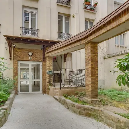 48 Rue Des Haies Apartment *